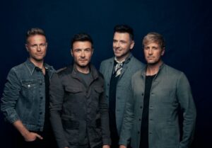 Read more about the article Westlife Kembali Menyapa Surabaya sebagai Kota Pembuka Tur Indonesia